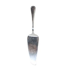Oneida Stainless Steel New Rim Cake Cutter